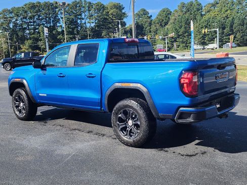 Used 2024 GMC Canyon Elevation w/ Convenience Package image 3