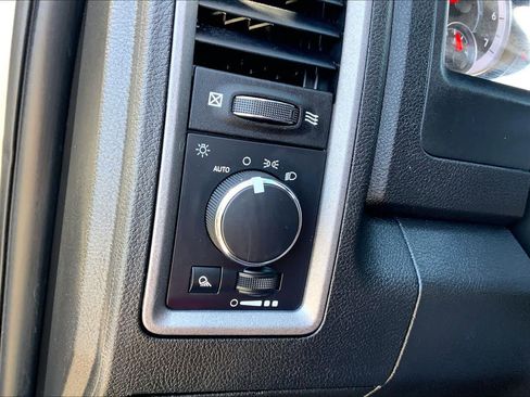 Used 2022 RAM 1500 Tradesman w/ Chrome Plus Package image 32