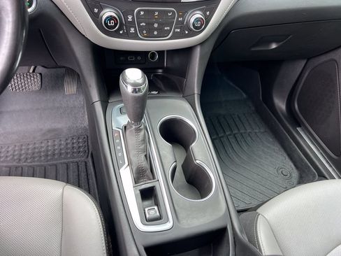 Used 2020 Chevrolet Equinox Premier AWD/4WD image 28
