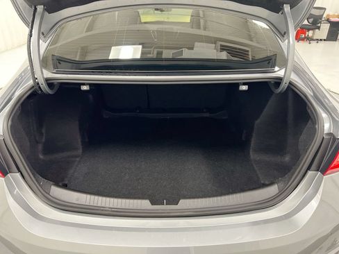 Used 2025 Chevrolet Malibu LS FWD image 22