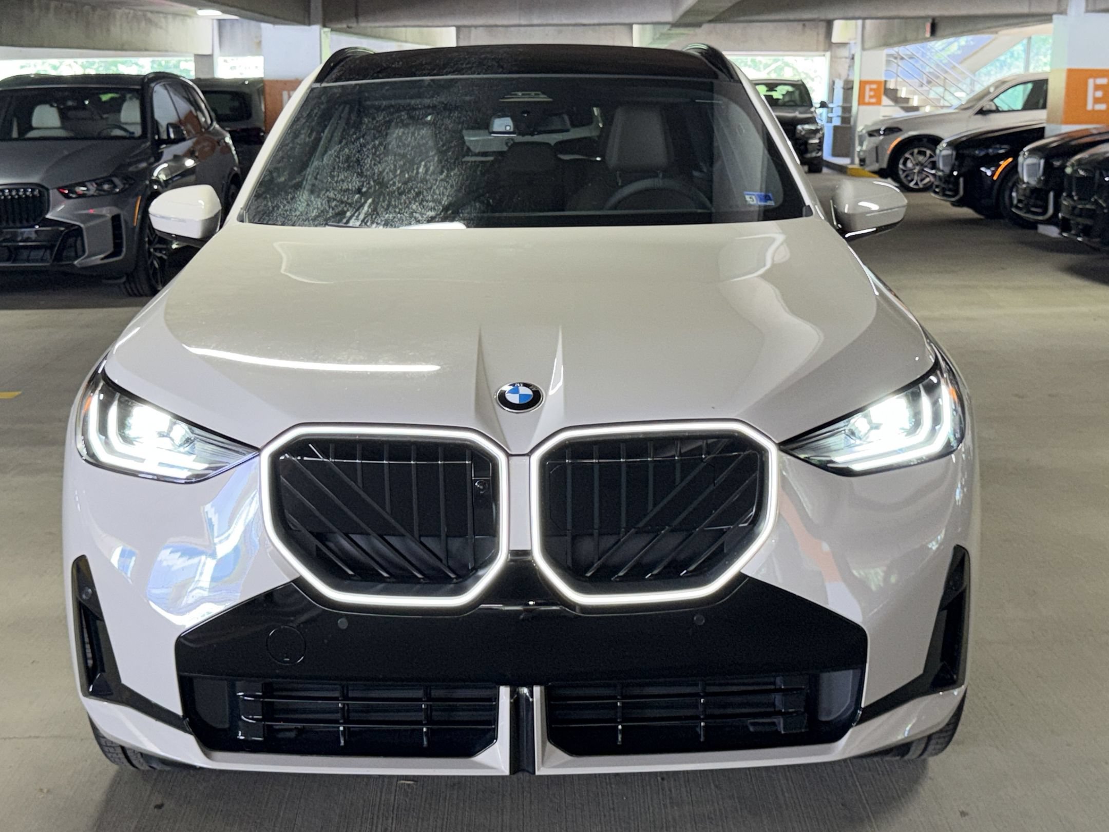 Used 2026 BMW X3 xDrive30i w/ Premium Package AWD/4WD image 5