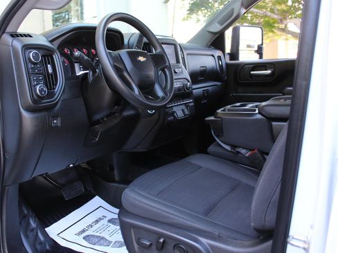 Used 2024 Chevrolet Silverado 2500 W/T w/ WT/CX Safety Package AWD/4WD image 24