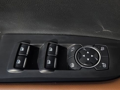 Used 2023 Lincoln Nautilus Reserve w/ Luxury Package AWD/4WD image 19