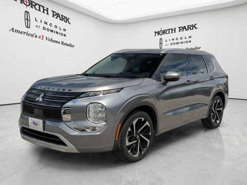 Used 2022 Mitsubishi Outlander SEL FWD image 1