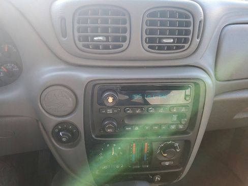 Used 2007 Chevrolet TrailBlazer LS w/ LS Preferred Equipment Group RWD image 19