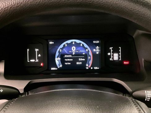 Used 2025 Toyota Tacoma SR5 AWD/4WD image 27