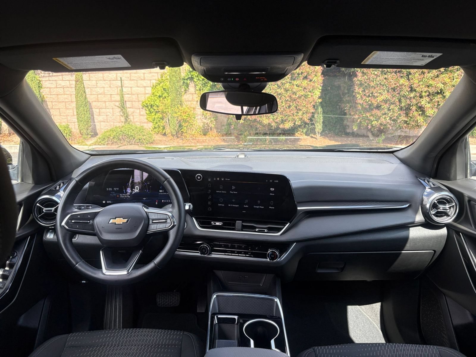 Used 2025 Chevrolet Equinox LT FWD image 33