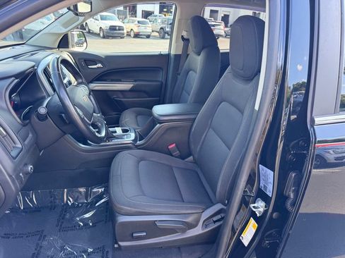 Used 2022 Chevrolet Colorado LT w/ Chrome Appearance Package RWD image 18