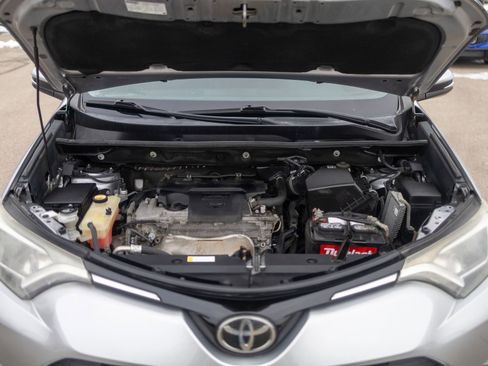 Used 2018 Toyota RAV4 XLE image 13