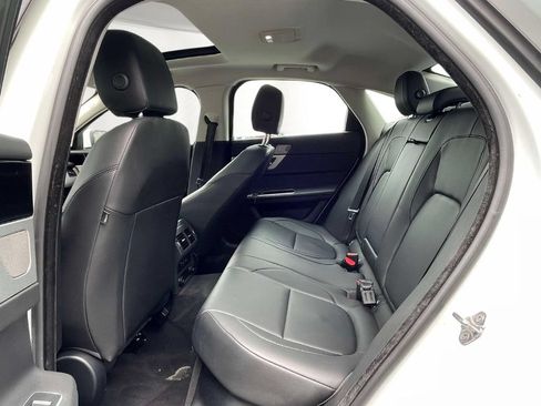 Used 2018 Jaguar XF Premium AWD/4WD image 12