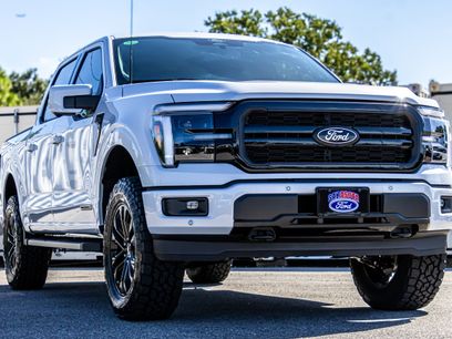 New 2025 Ford F150 Lariat w/ Equipment Group 501A Mid