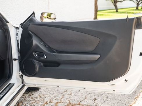 Used 2015 Chevrolet Camaro SS w/ SS Performance Package image 66