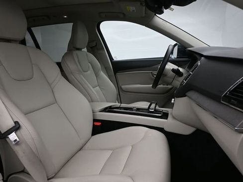 Used 2023 Volvo XC90 B6 Plus w/ Protection Package Premier AWD/4WD image 36