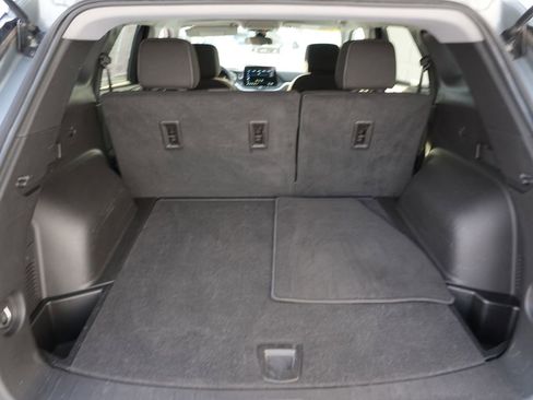 Used 2025 Chevrolet Blazer LT image 27