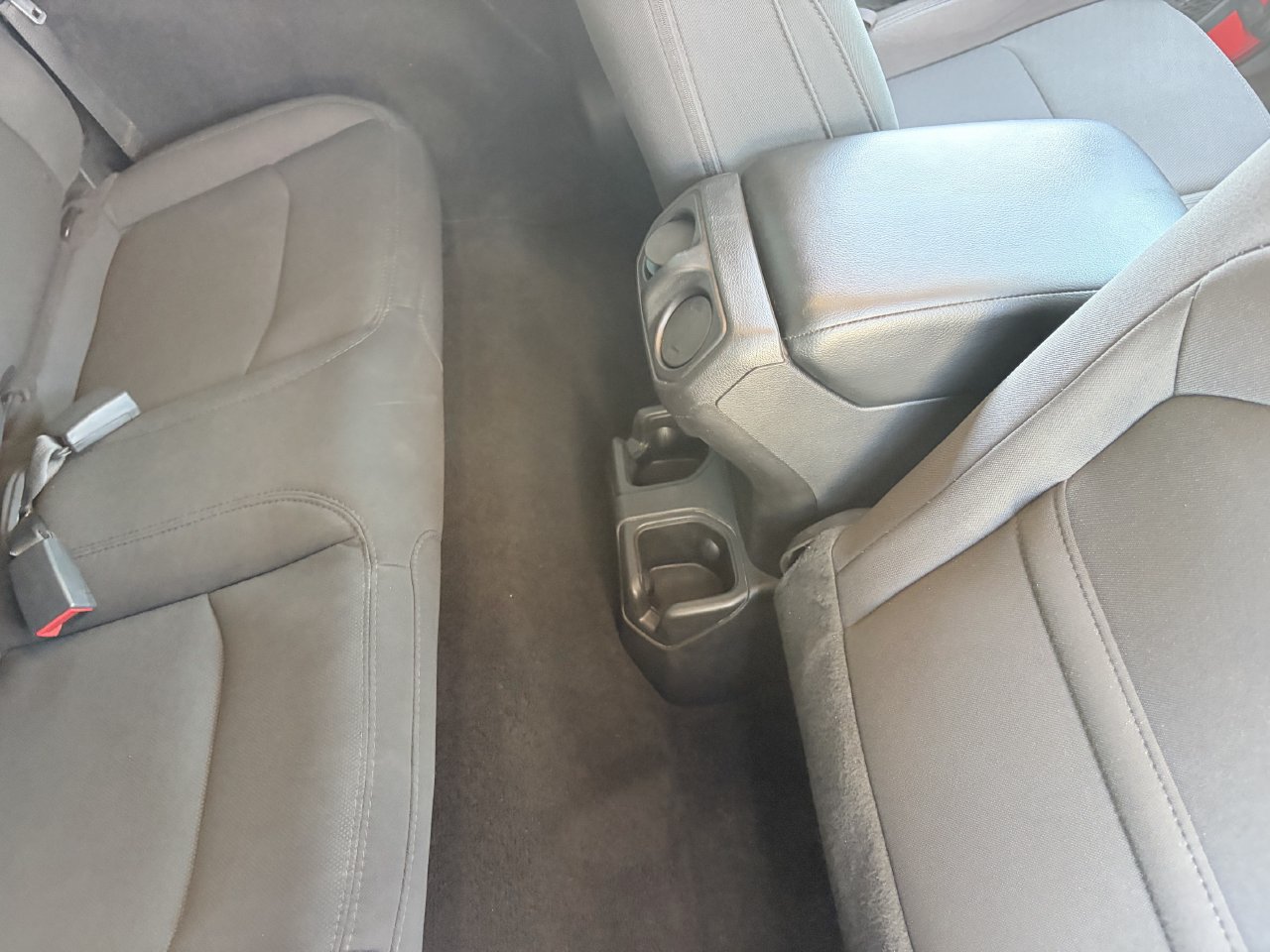 Used 2021 Jeep Wrangler Sport AWD/4WD image 14