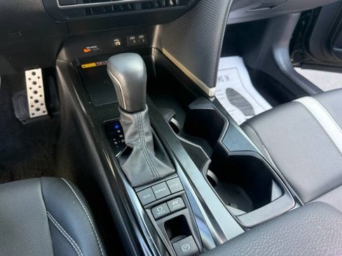 Used 2026 Toyota Camry SE FWD image 21