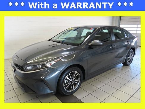 Used 2024 Kia Forte LXS image 1