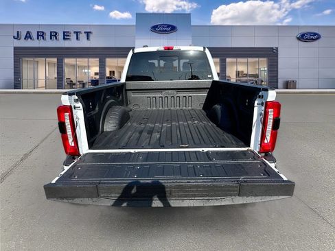 New 2026 Ford F250 XLT w/ XLT Premium Package AWD/4WD image 28