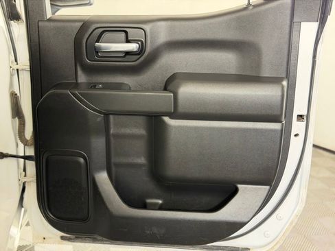 Used 2019 GMC Sierra 1500 4x4 Crew Cab w/ Convenience Package image 32