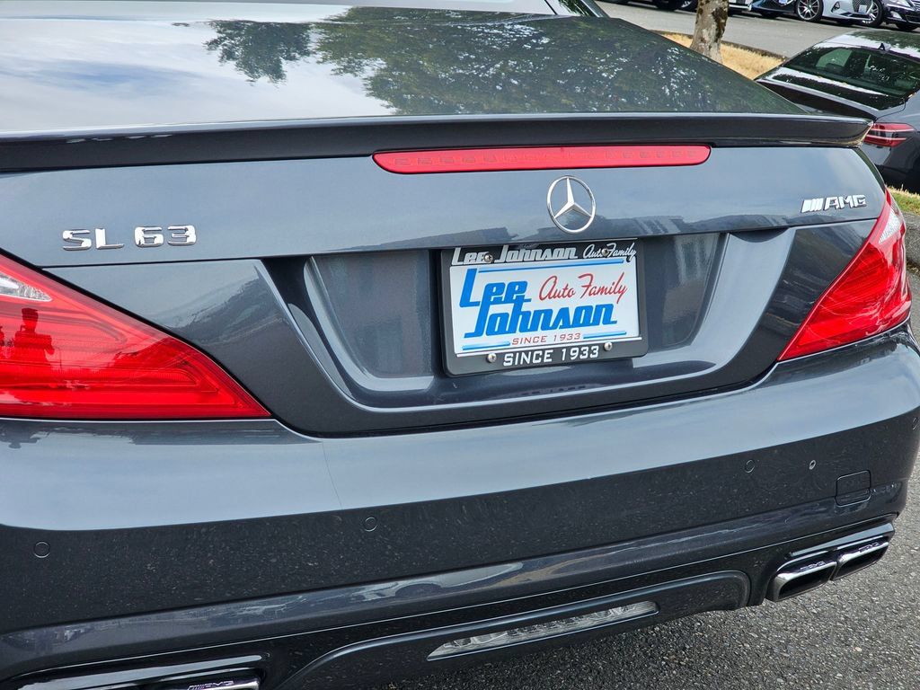 Used 2015 Mercedes-Benz SL 63 AMG image 22