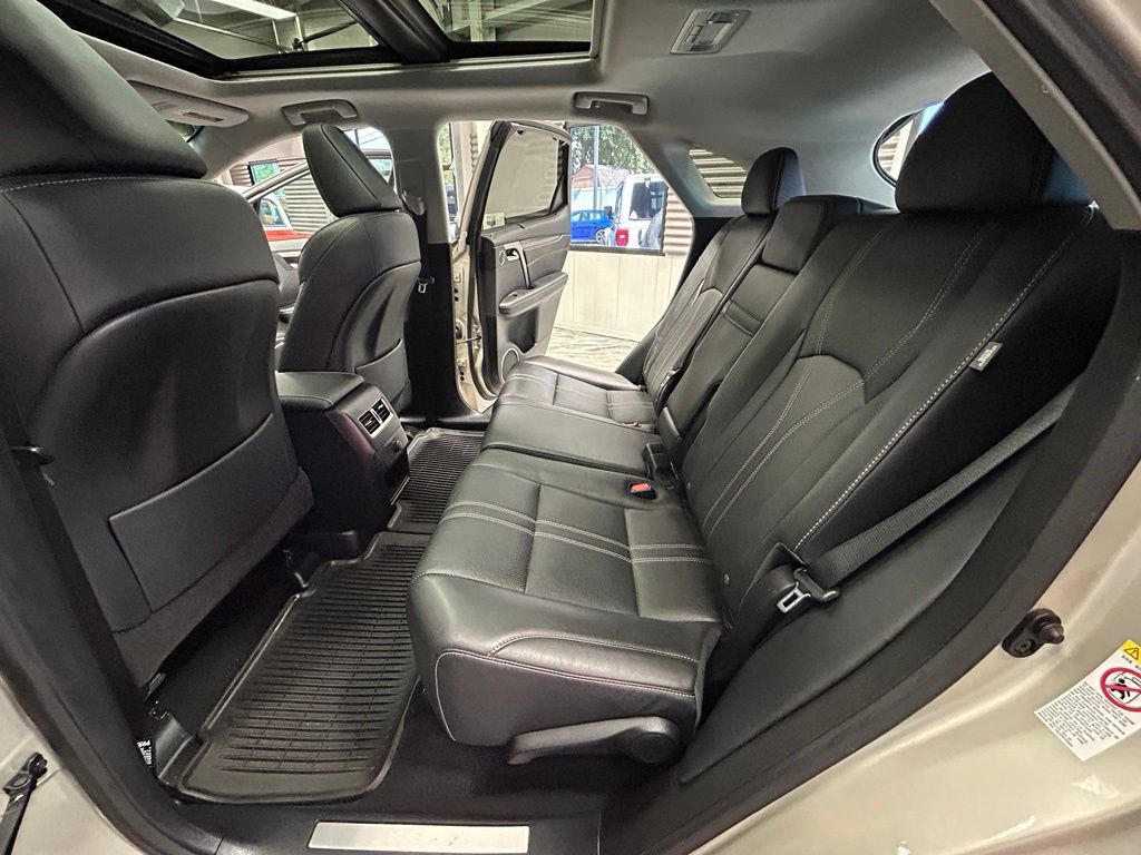 Used 2017 Lexus RX 450h AWD image 55
