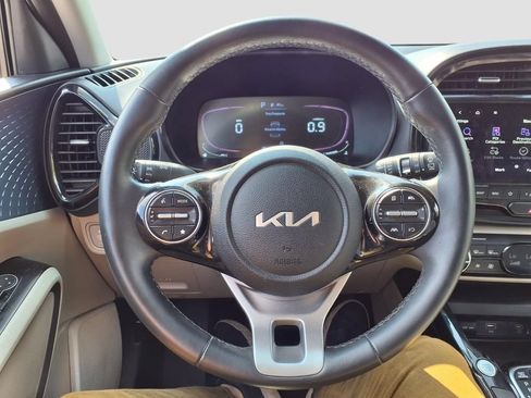 Used 2023 Kia Soul EX FWD image 20
