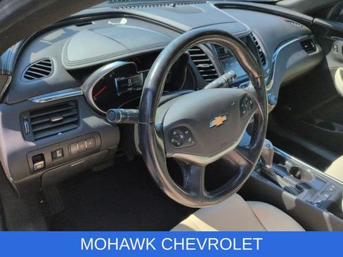 Used 2019 Chevrolet Impala Premier w/ Premier Confidence Package FWD image 17