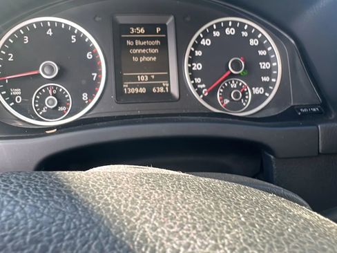 Used 2013 Volkswagen Tiguan SE image 21