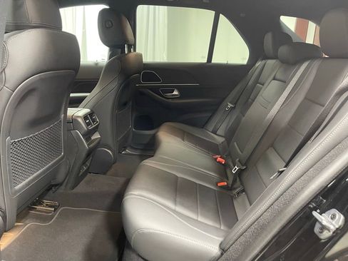 Used 2025 Mercedes-Benz GLE 350 4MATIC image 25