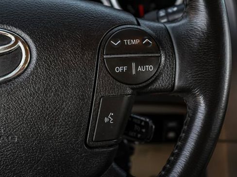 Used 2010 Toyota Sequoia Limited image 13