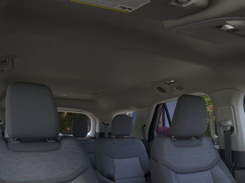 New 2026 Ford Explorer Active RWD image 22