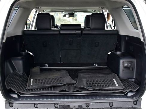 Used 2021 Toyota 4Runner Limited image 32