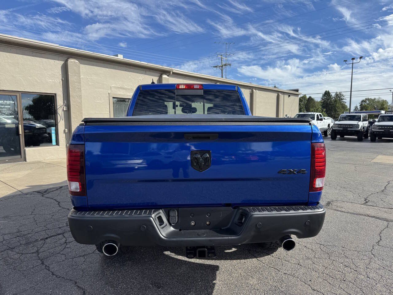 Used 2019 RAM 1500 Warlock AWD/4WD image 4