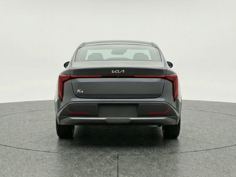 Used 2025 Kia K4 FWD image 7