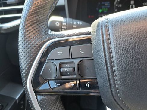 Used 2024 Toyota Tundra Platinum AWD/4WD image 25