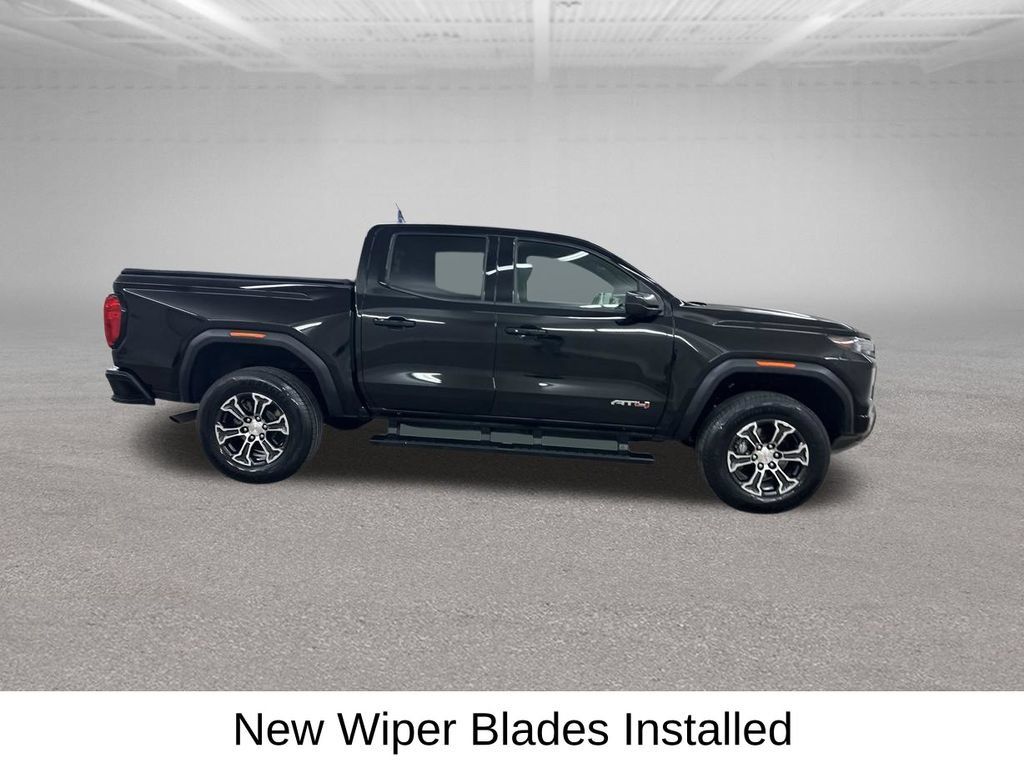 Used 2024 GMC Canyon AT4 w/ AT4 Premium Package AWD/4WD image 16