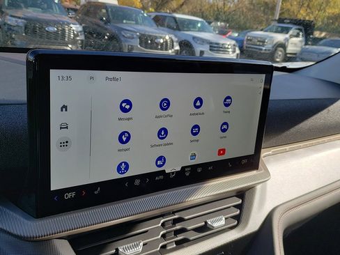 New 2026 Ford Explorer Active image 24