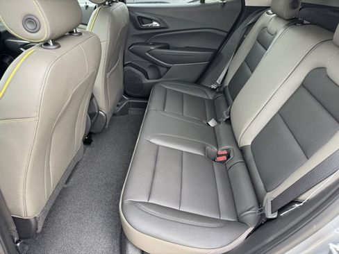 New 2025 Chevrolet Trax ACTIV image 6