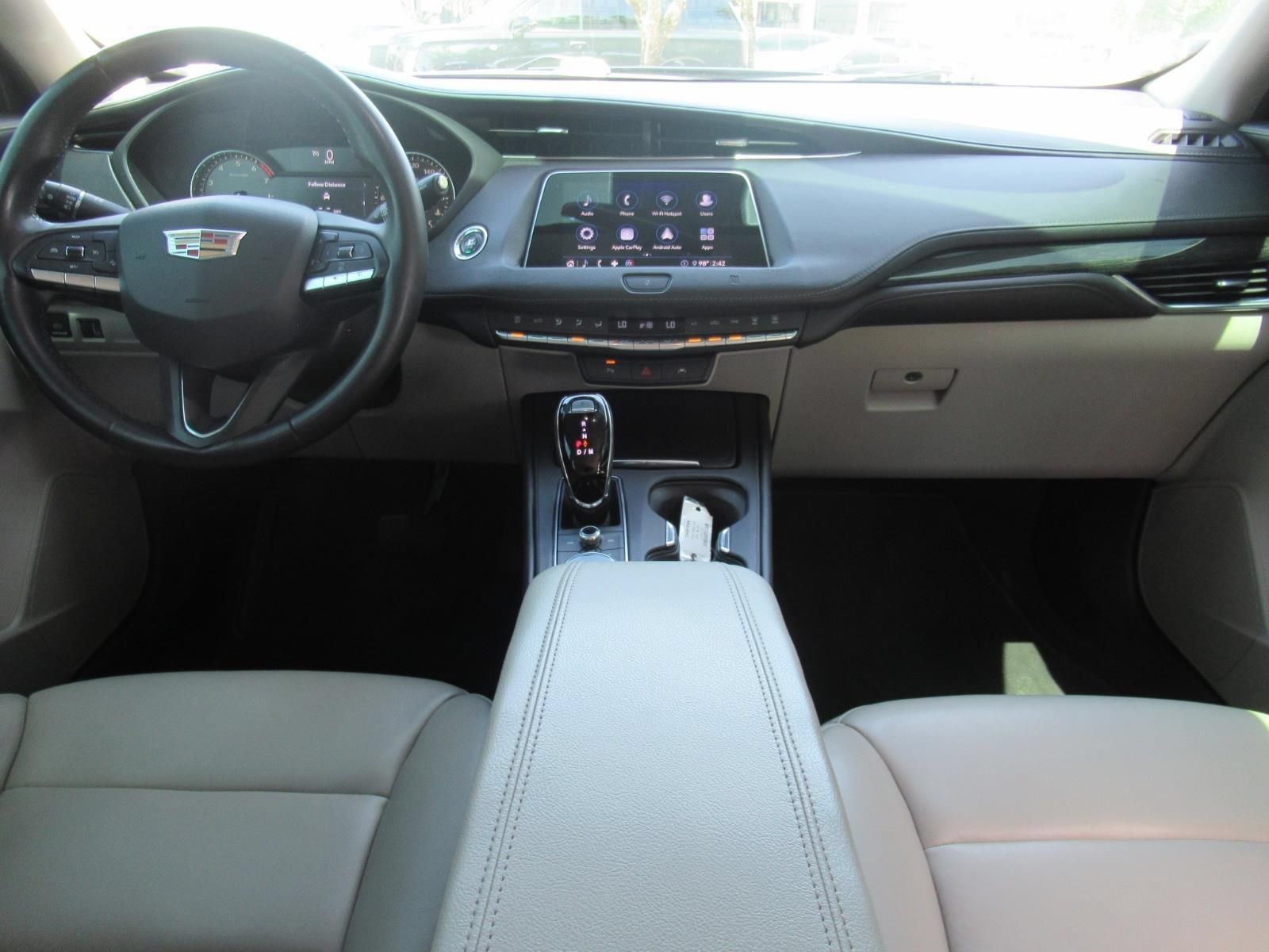 Used 2020 Cadillac XT4 Premium Luxury w/ Driver Awareness Package FWD image 11