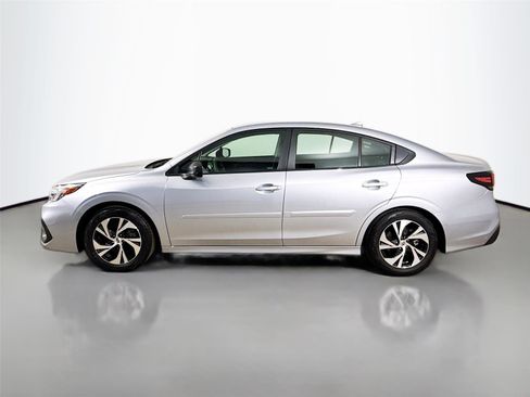 Used 2024 Subaru Legacy image 8