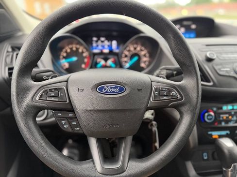 Used 2017 Ford Escape SE w/ SE Cold Weather Package AWD/4WD image 20