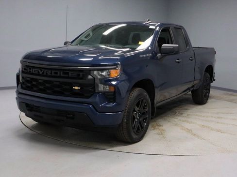 Used 2022 Chevrolet Silverado 1500 Custom image 6