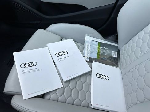 Used 2022 Audi RS 5 Sportback AWD/4WD image 34