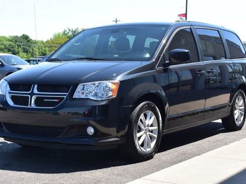 Used 2019 Dodge Grand Caravan SXT FWD image 15