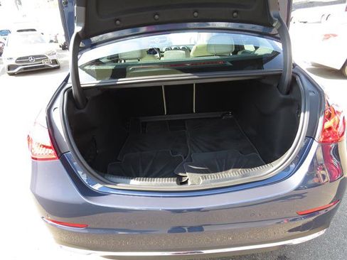 Used 2025 Mercedes-Benz C 300 4MATIC Sedan image 27