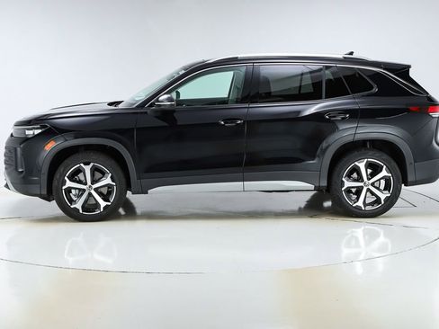 New 2026 Volkswagen Tiguan SE AWD/4WD image 2