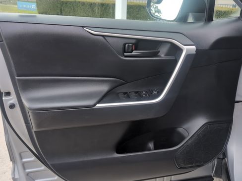 Certified 2023 Toyota RAV4 LE image 14