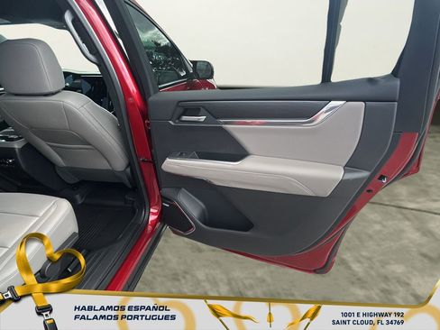 New 2026 GMC Acadia Elevation image 30