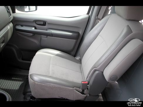 Used 2020 Nissan NV 2500 S RWD image 30