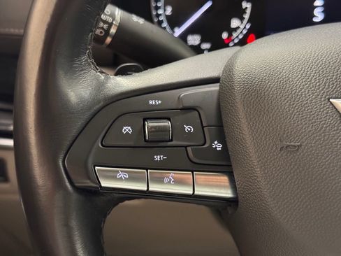 Used 2023 Cadillac XT4 Premium Luxury AWD/4WD image 22